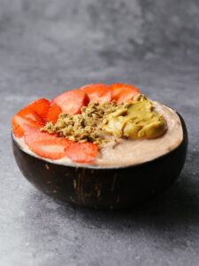 Strawberry Peanut Butter Smoothie Bowl